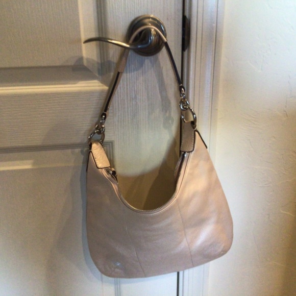 Coach shoulder bag - Picture 4 of 7